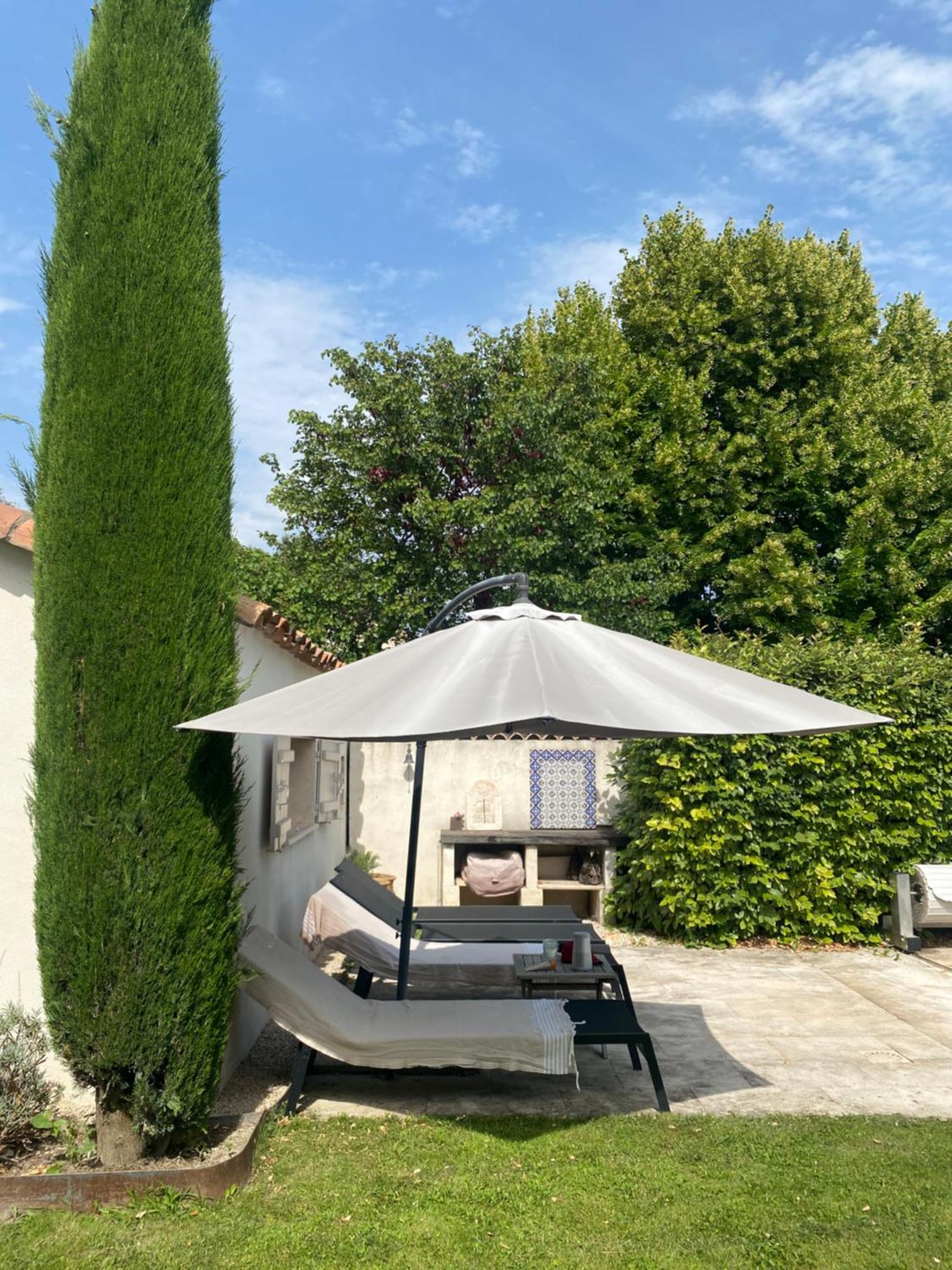 Du Chemin : Mas Typique Des Alpilles
